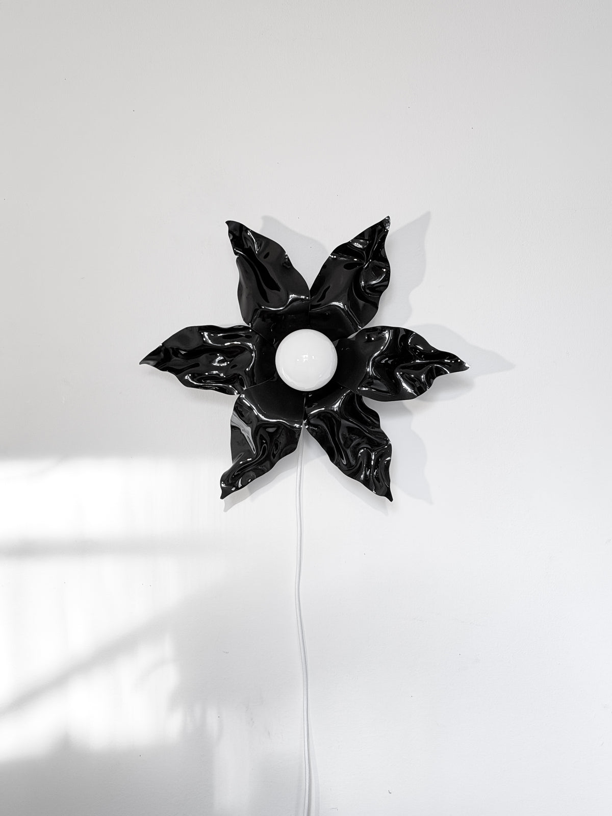 BLACK LILY