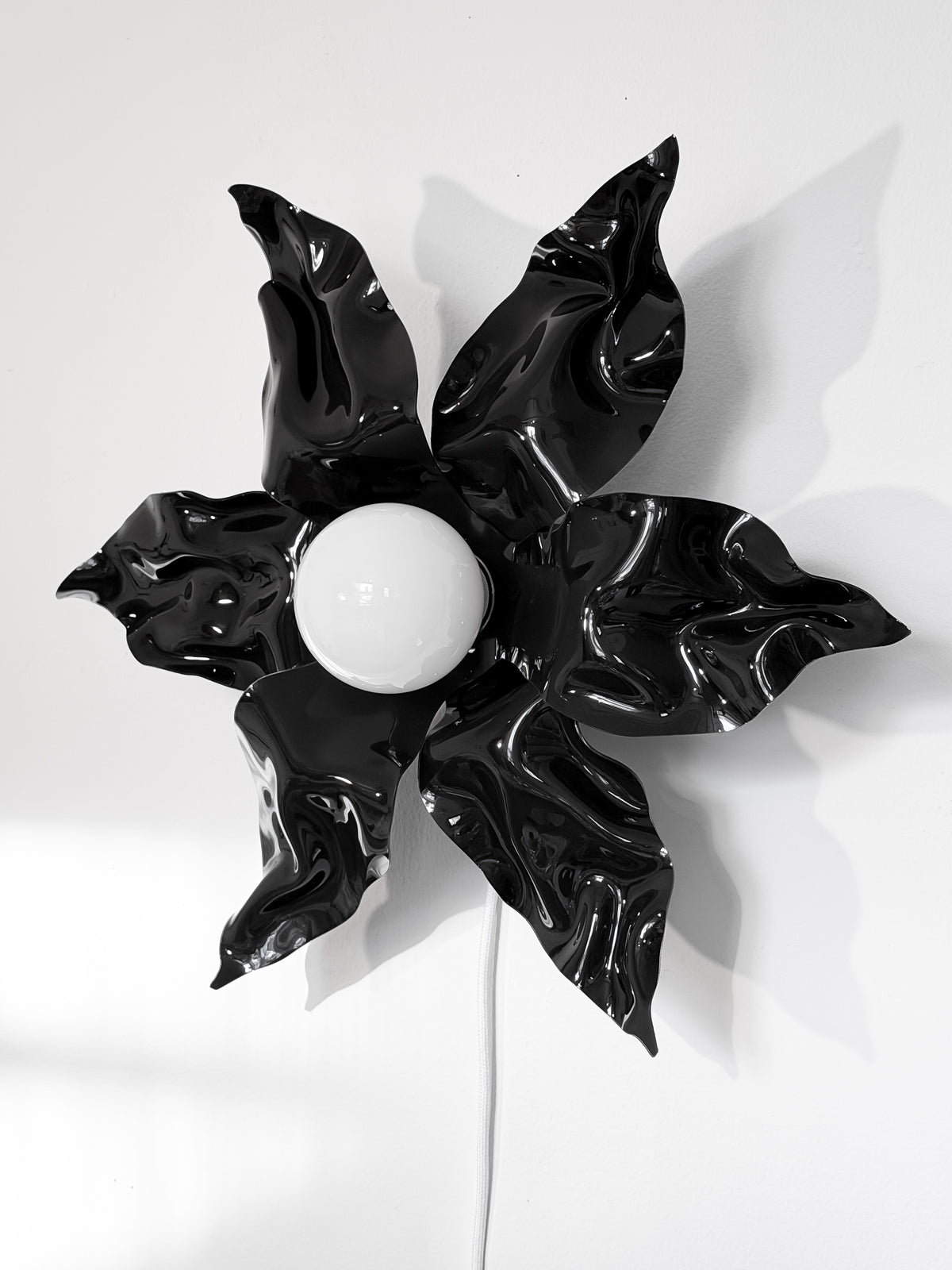 BLACK LILY