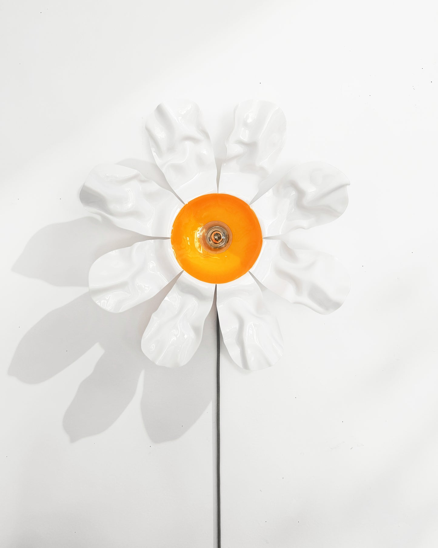 MISS DAISY